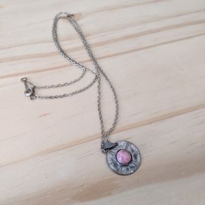 Pendant necklace